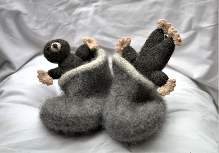 Hollyhock slippers